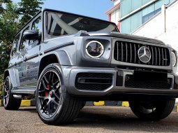 Mercedes Benz Jeep G63 AMG AT 2023 Indium Grey On Red 13