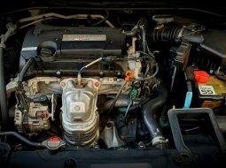 Honda Accord 2.4 VTIL AT Hitam Facelift 2018 4