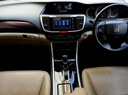 Honda Accord 2.4 VTIL AT Hitam Facelift 2018 9