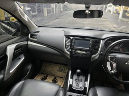 Mitsubishi Pajero Sport Exceed 4x2 AT 2018 7