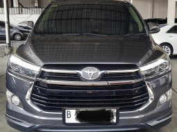 Toyota Innova Venturer 2.4 A/T ( Matic Diesel ) 2017/ 2018 Abu2 Km 69rban Mulus Siap Pakai
