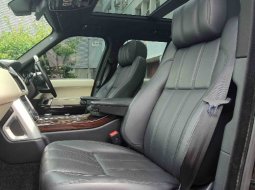 Range Rover 3.0L Vogue SWB Bensin AT 2017 Hitam Metalik 12