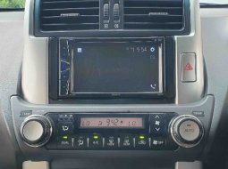 Toyota Land Cruiser PRADO TXL AT 4x4 Bensin 2011 11