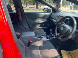 Honda City Hatchback RS MT 2021 Merah 13