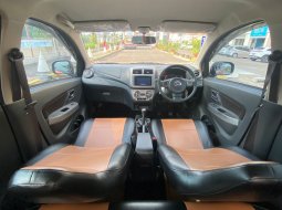 Daihatsu Ayla 1.2 R 2017 Manual Facelift Manual Oren 14