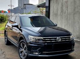 Volkswagen Tiguan Allspace 1.4 TSI AT Pemakaian 2023 NIK 2021