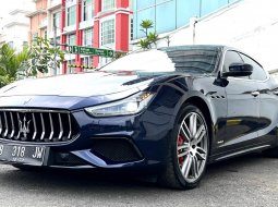 Maserati Ghibli S (430 Hp) facelift AT 2018 Blue On Brown 1