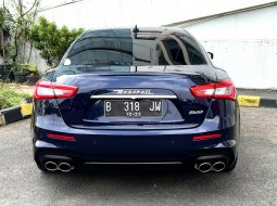 Maserati Ghibli S (430 Hp) facelift AT 2018 Blue On Brown 10