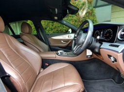 miles11rb!Mercedes Benz E300 Avantgarde Sportstyle (W213) CKD Facelift AT 2019 Hitam Metalik 22