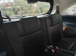 Toyota Avanza Veloz 1.5 Q CVT AT Non TSS Hitam Camera360 Facelift 2021 12