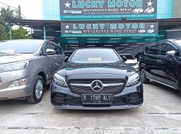 Mercedes-Benz C-Class C 200 Avantgarde Line 2021 1