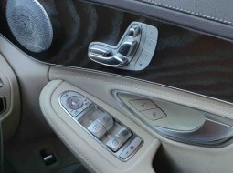 Mercedes Benz C250 Exclusive Line (W205) CKD AT 2015 Black On Beige Like New Condition 7