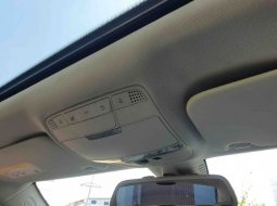 Mercedes Benz C250 Exclusive Line (W205) CKD AT 2015 Black On Beige Like New Condition 15