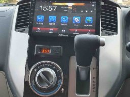 Daihatsu Luxio X AT AC Double Putih 2022 11