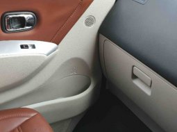 Daihatsu Luxio X AT AC Double Putih 2022 10