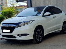 Honda HR-V 1.8L Prestige 2018 sunroof putih km38rban cash kredit proses bisa dibantu