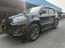 Toyota Fortuner 2.4 TRD VNTURBO AT 2015 2