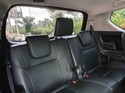 Toyota Kijang Innova 2.4 Venturer Facelift Diesel AT 2022 Hitam Metalik 18