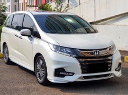 (Lowkm) Honda Odyssey 2.4 E Prestige 2018 White Orchid Pearl Facelift Sunroof 2