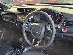 Honda WRV RS A/T ( Matic ) 2023 Hitam Km 9rban Mulus Siap Pakai Good Condition 9