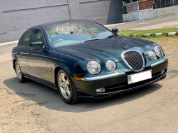 Jaguar S Type 3