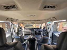 Toyota Venturer 2.4 A/T DSL 2021 dp 7jt innova diesel matic siap tt gan 9