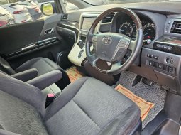 Toyota Alphard SC 2012 MPV 11