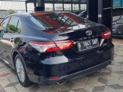 Jual mobil Toyota Camry 2019 9