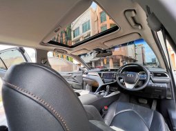 Camry Hybrid 2020 Km 11rb Like NEW Siap Dp 70jt Auto Approved Bosku 9