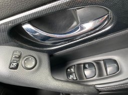 Nissan X-Trail 2.5 CVT 2014 13