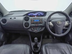 Toyota Etios Valco E 1.2 2014 MT 9