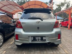 Toyota Yaris S Limited 2012 2