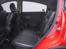 Honda HR-V 1.5L E CVT 2018 Merah 12