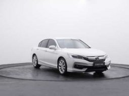 Honda Accord 2.4 VTi-L 2017 Putih|dp 30 juta|dan|Angsuran 6 jutaan|