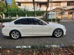 BMW 320i F30 SPORT MATIC 2014 5