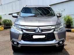 Mitsubishi Pajero Sport Dakar 4x2 AT 2017 sunroof abu km 79rban on going cash kredit proses bisa