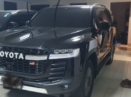 2023 Land Cruiser All New 300 GR-S Black Interior Unit Baru Ready Stock sudah An Nama Siap Pakai