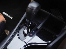 Toyota Kijang Innova V A/T Diesel 2018 8