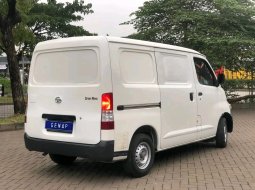 Daihatsu Gran Max Blind Van 2023 Minivan 2