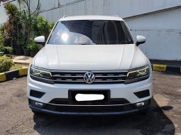 Volkswagen Tiguan 1.4L TSI 2017 putih km 56ribuan pajak panjang cash kredit proses bisa dibantu 1