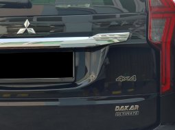 Km13rb Mitsubishi Pajero Sport NewDakar Ultimate 4x4 A/T 2022 hitam cash kredit proses bisa dibantu 7