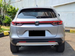 Km3rb Honda HR-V 1.5 Spesical Edition 2022 se silver sdh coating cash kredit proses bisa dibantu 6