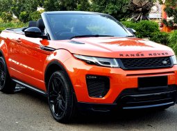 (10rb Miles) Land Rover Range Rover Evoque HSE Si4 2.0 2Door Convertible CBU 2017 Orange