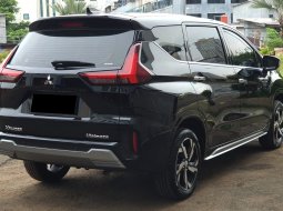 Mitsubishi Xpander ULTIMATE 2022 matic hitam km 10rb dp 35 jt cash kredit proses bisa dibantu 9