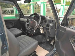 Daihatsu Taft Rocky 2003 dari beli baru 6
