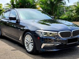 BMW 5 Series 530i 2017 hitam km 16rban dp100jt cash kredit proses bisa dibantu 2