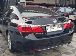 Honda Accord VTi-L 2015 8