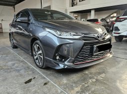 Toyota Yaris S TRD AT ( Matic ) 2020 / 2021 Abu² Tua Km Low 18rban Good Condition Siap Pakai 3