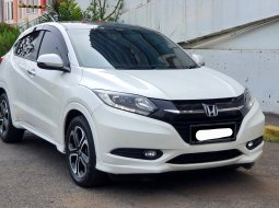 Honda HR-V 1.8L Prestige 2018 putih sunroof km38rban cash kredit proses bisa dibantu