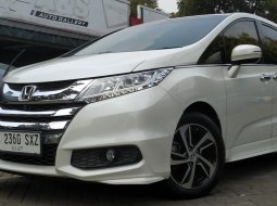 Honda Odyssey 2.4L 2016 KM65Rbuan Putih TGN Pertama Mulus